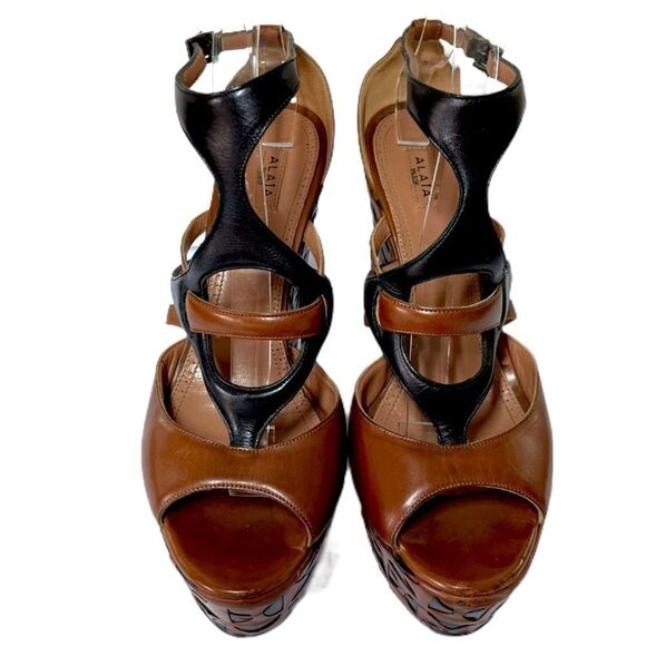 ALAIA Paris Leather Wedge Sandals - Picture 5 of 16